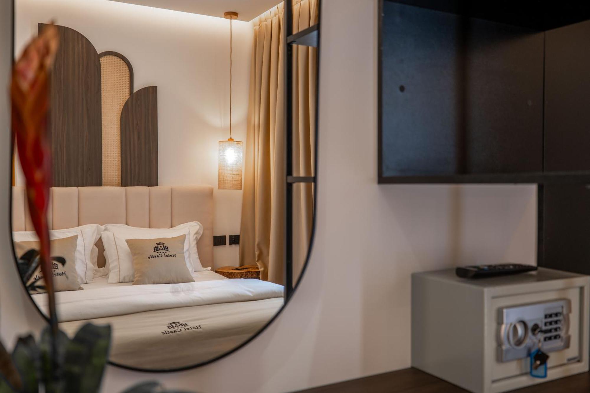 Hotel Castle Ksamil Eksteriør bilde