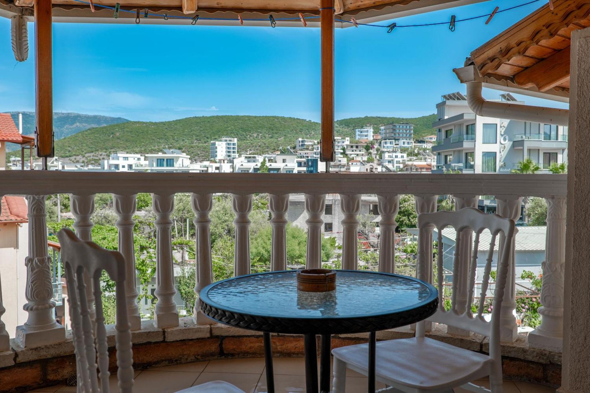 Hotel Castle Ksamil Eksteriør bilde